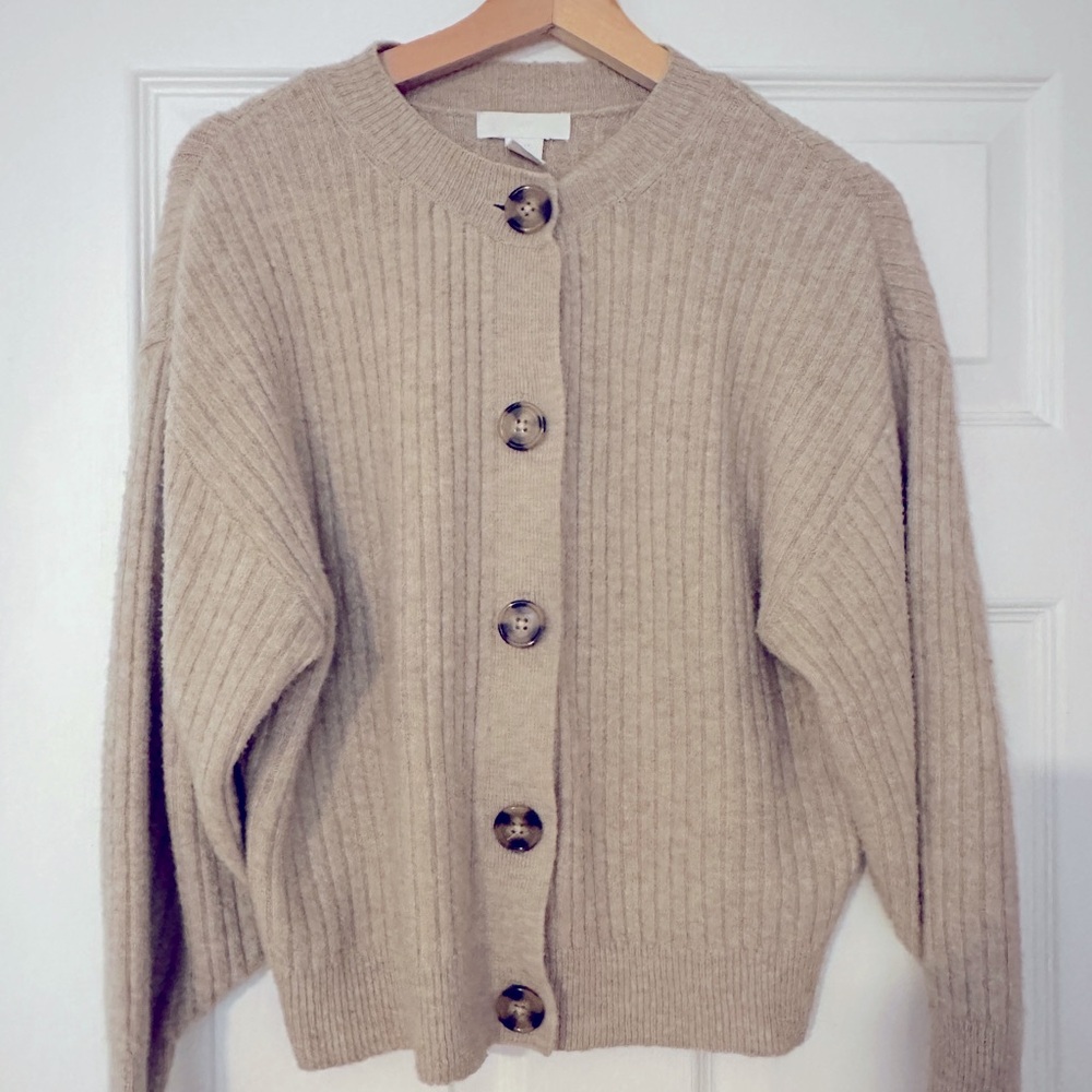 H&M button down cardigan size XS